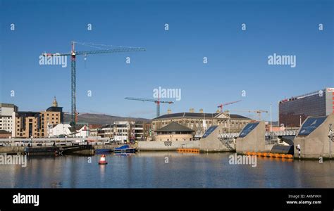 Belfast skyline hi-res stock photography and images - Alamy