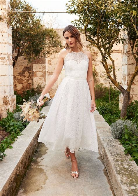 Long wedding dress with halter top | LolaLiza