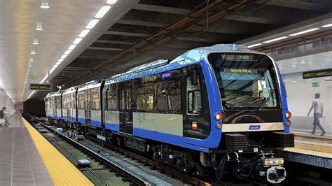 Metropolitana Di Napoli Inaugurata La Linea