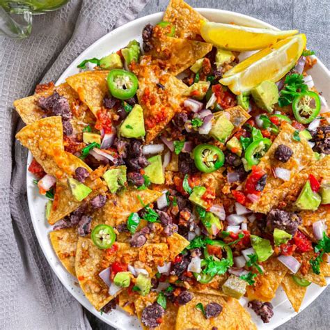 Ultimate Baked Loaded Beef Vegan Nachos Tisha S Veggie Eats