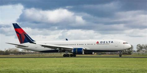 A Delta Flight To New York Was Canceled Shortly Before Takeoff After A Crew Member Was Arrested