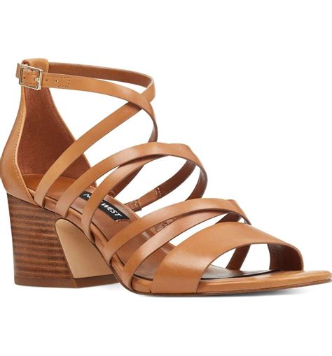 Its Official Weve Found Your Perfect Graduation Shoes College Fashion
