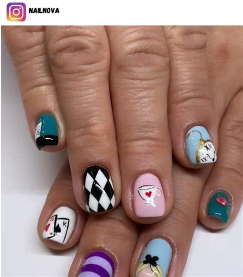 Alice In Wonderland Nail Art Designs Nerd About Town