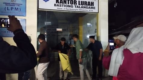 Sanggupi Tuntutan Warga Aktifitas Kantor Lurah Bastiong Talangame