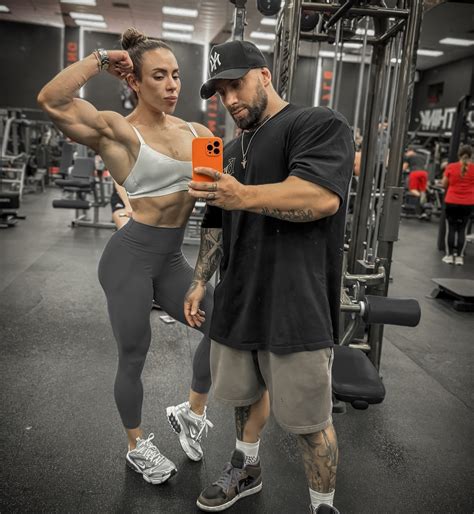 NATALIA SOLTERO (@nataliasolteroh) • Instagram photos and videos