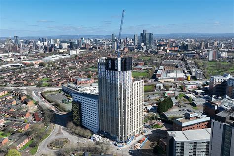 Salfords Tallest Building Tops Out 12 Weeks Ahead Of Schedule