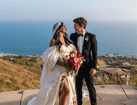 Cassie Ventura Married Her Beau Alex Fine In A Close Knit Ceremony