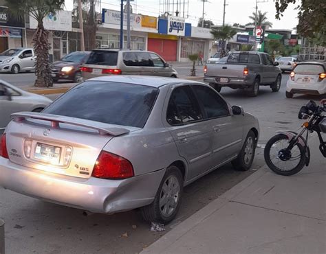 Acababa De Comprar La Moto Joven Choca Contra Un Auto Estacionado En