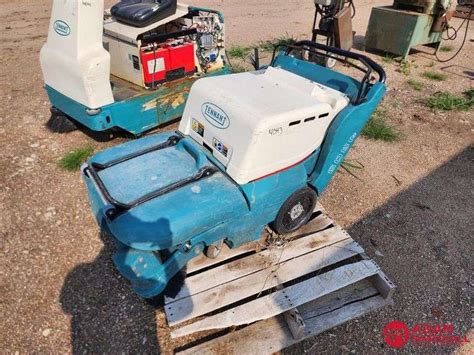 Tennant 6080 Floor Cleaner Adam Marshall Land And Auction Llc