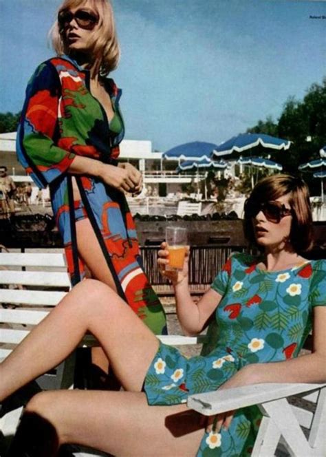 65 Vivid Color Photos Defined The Female Fashion Styles In The 1970s