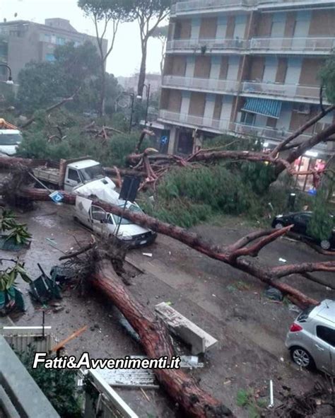 Sicilia In Ginocchio Per Il Maltempo Un Tornado A Catania Causa Danni