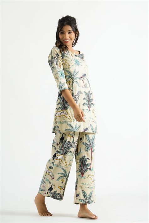 New Arrivals in Loungewear Sets - Comfortable & Stylish Relaxed Wear ...