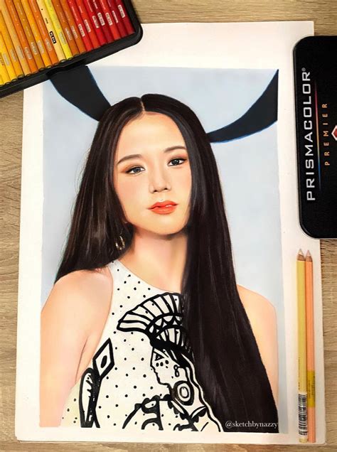 Colored Pencil Drawing of Jisoo from Blackpink 🤎🤍 : r/jisoo