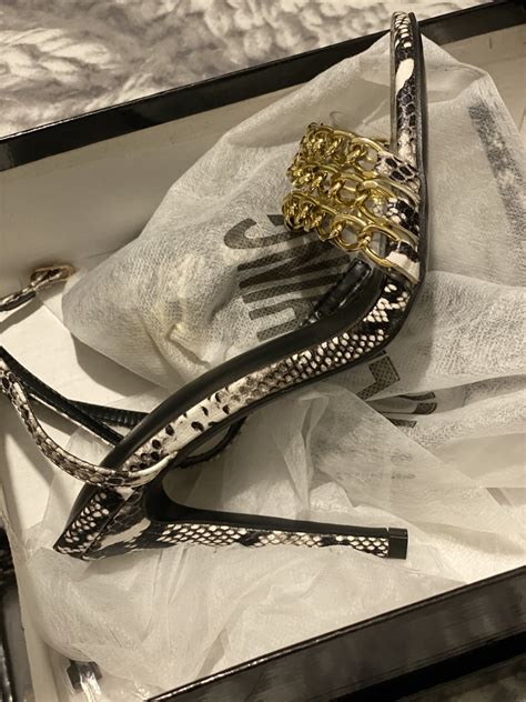 Taras Outfits On Twitter These Sexy Sandals Are On The List For The