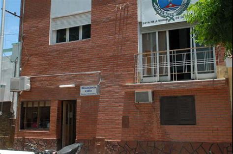 Su Amigo Le Prometi Una Fiesta Hot Con Dos Mujeres Y Terminaron Desvalij Ndolo Le Sacaron