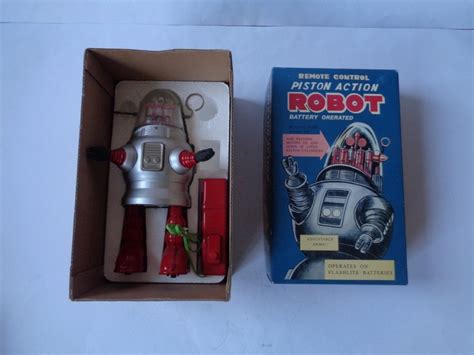 Ha Ha Toy Piston Action Robot Robby The Robot With Box Battery Operated Toy Paradise