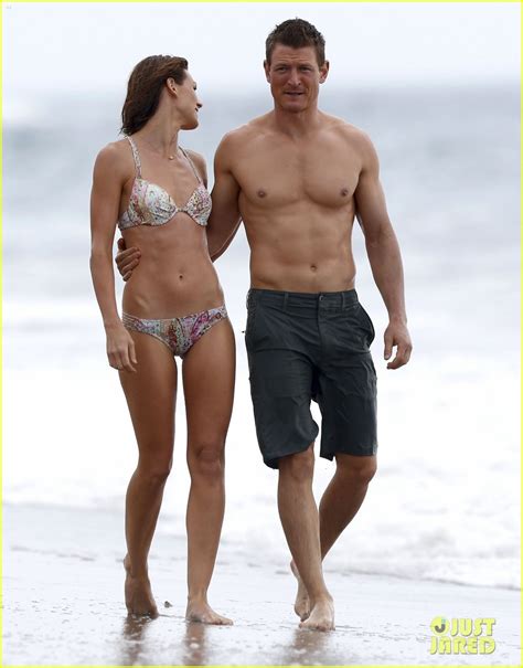 The Player S Philip Winchester Flaunts Ripped Body For Shirtless Beach