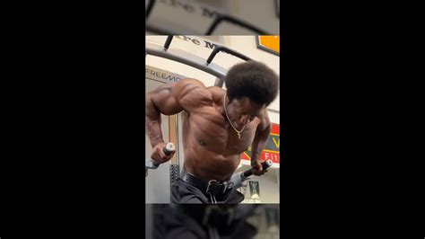 Godfather Of Bodybuilding Chest Dips With Breon Ansley Youtube