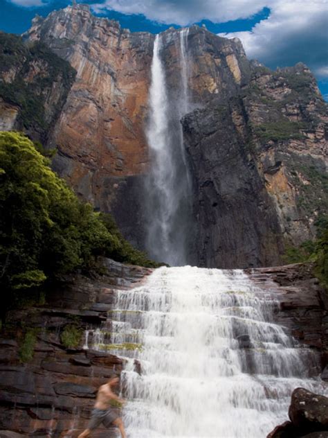 World’s Highest Waterfall In Venezuela - PICXACT - "Amazing Findings ...