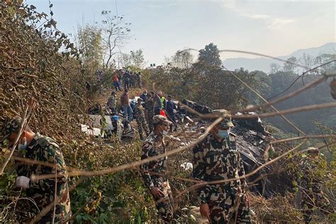 Acidente De Avi O Deixa Pelo Menos Pessoas Mortas No Nepal