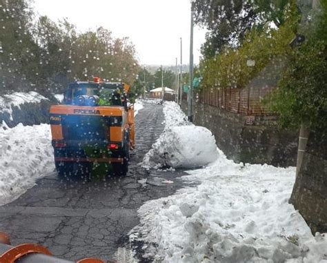 Maltempo Mezzi Anas In Azione In Sicilia Orientale Per Fronteggiare L