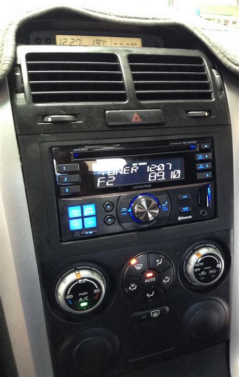 Autoradio 2 DIN Suzuki Grand Vitara Autoradios 2 Din Alpine Suzuki