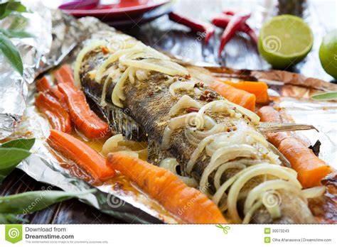 Freshwater Fish Baked In Foil Stock Image Image Of Head Lemon 30073243