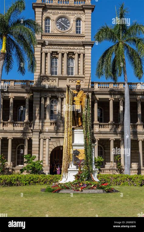Kamehameha Statue Downtown Honolulu At Margaret Burgin Blog