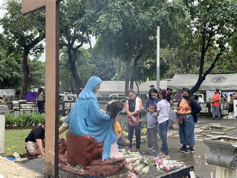 Look At Least People Visit Manila North Cemetery For Undas