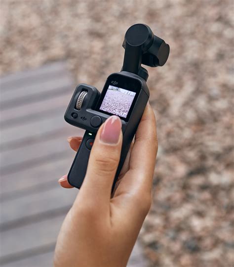 DJI Osmo Pocket — сверхкомпактная камера с трехосевой стабилизацией