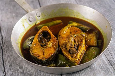 Ilish Beguner Jhol Recipe Aka Ilish Begun Jhol Debjanir Rannaghar