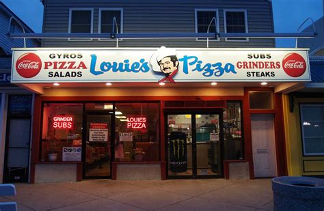 Louie's Pizza