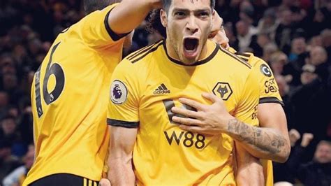 Ra L Jim Nez Anota En Triunfo Del Wolverhampton Ante El Chelsea