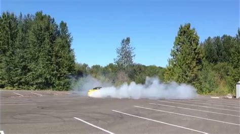 Honda S2000 Parking Lot Drifting And Donuts Youtube