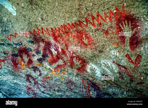 Argentina Perito Moreno Cueva De Las Manos Cave Of Hands Where