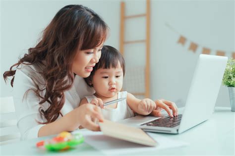 personal finance app guides stay  home mom decision