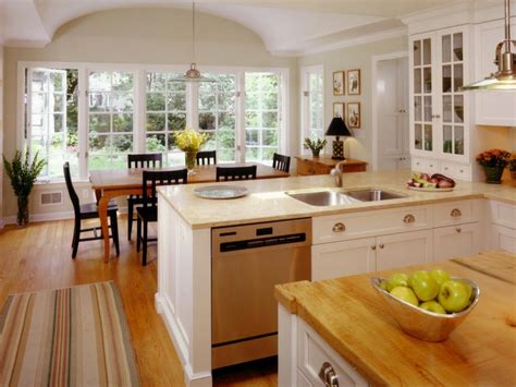 25 Stunning Transitional Kitchen Design Ideas