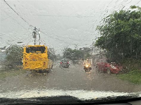 Rain Continues In Indore For Last Two Days इंदौर में 24 घंटे में 3