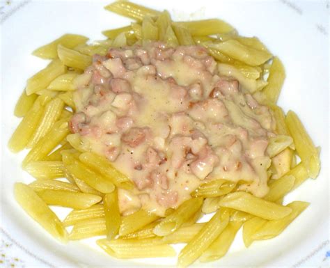 Bandnudeln Mit Speck Sahne Sauce Von Zekine Chefkoch