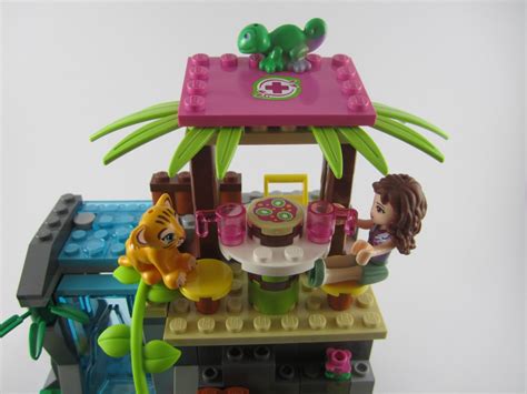 Review LEGO Friends 41033 Jungle Falls Rescue Jay S Brick Blog