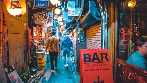 雨の夜の新宿歌舞伎町散歩 4k 2023年5月7日②（rainy Night Walk In Shinjuku Kabukicho