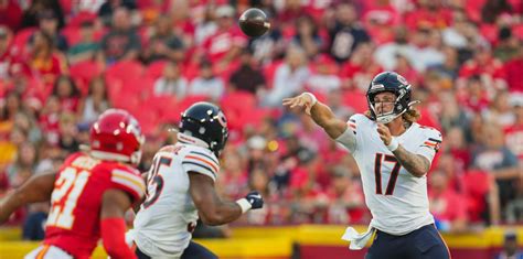 Bears Qb Controversy Another Report Says Team Considered Switch