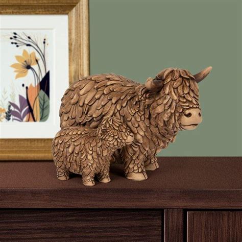 Hughie Highland Cow Calf Figurine Leonardo Collection Bronze Gifts