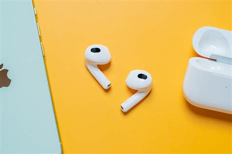 Airpods 4の発売はいつ？新機能・デザイン・価格など噂まとめ