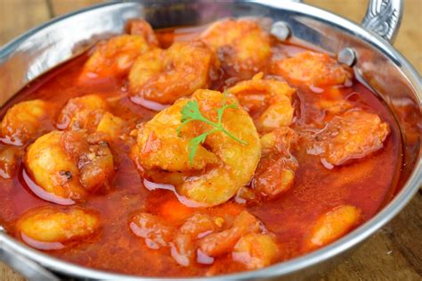 Prawn Curry Recipe, How to make Prawn Curry Recipe - Vaya.in