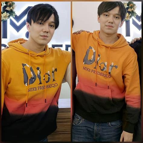 Pin Di Nereida Su Dimash Divertimento