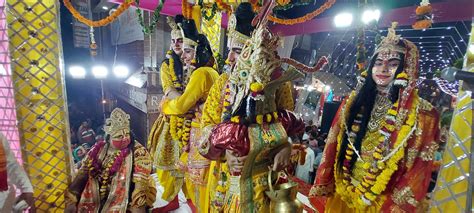 The Spectators Were In Awe Of Bharat Milap Leela In Vrindavan भगवान