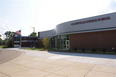 Grandville Middle School – Excel Electric, Inc.