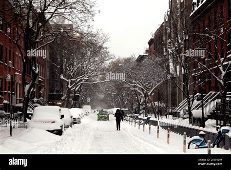 New York City New York United States St Feb Snow Falls On