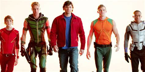 Smallville: 10 Things You Missed About Young Aquaman